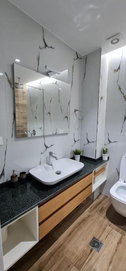Luxurious Apartament Apartman Saranda Kültér fotó
